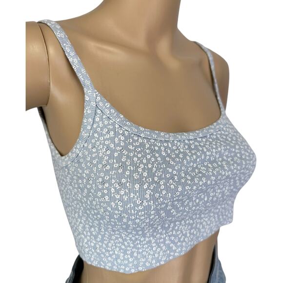 2/$30 Brandy Melville Eyelet Floral Cotton Crop Tank Top Baby Blue Knit One Size - Picture 7 of 10